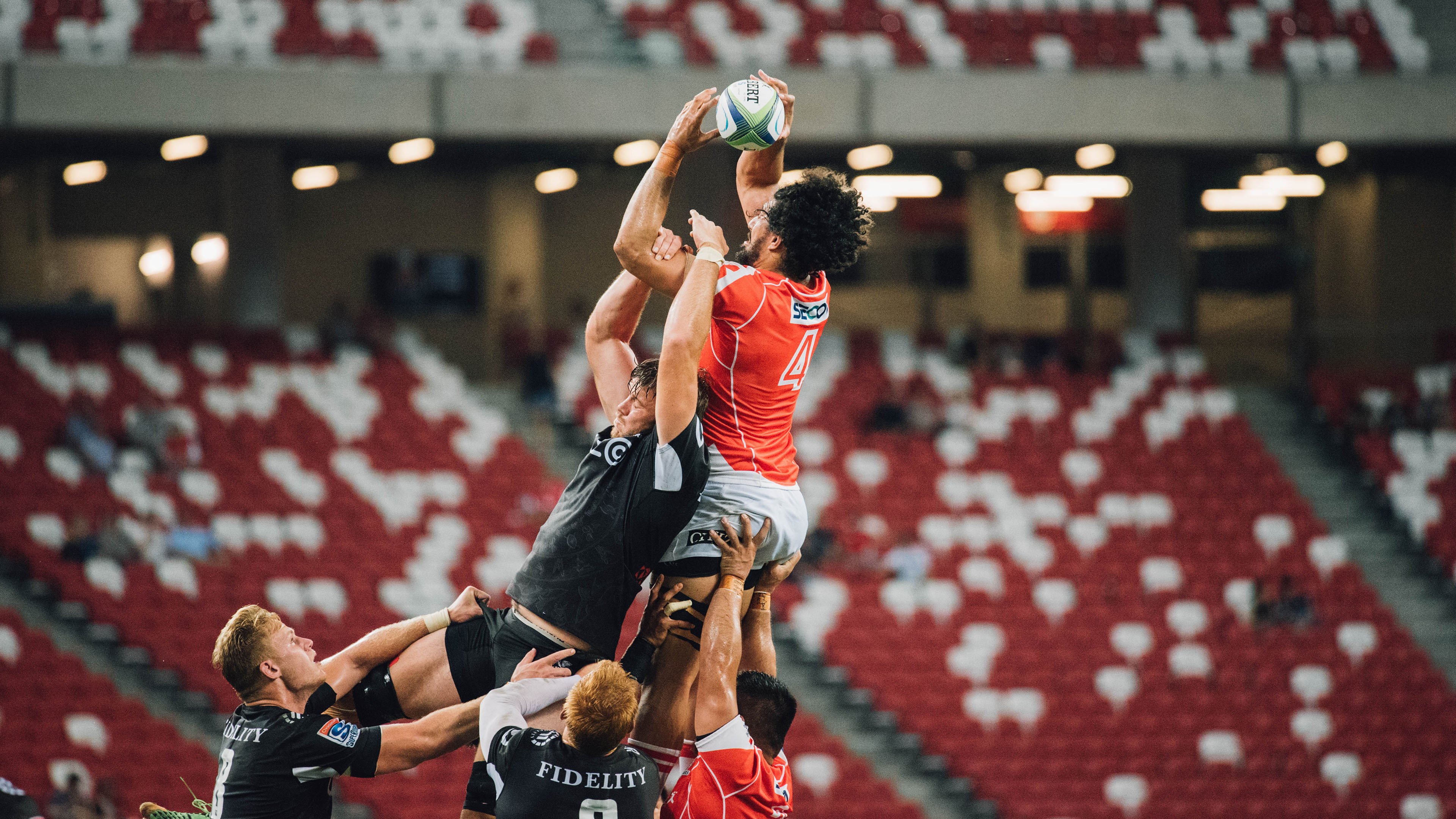 重庆斯威在主场击败大连一方,全取三分,重庆斯威主场位置