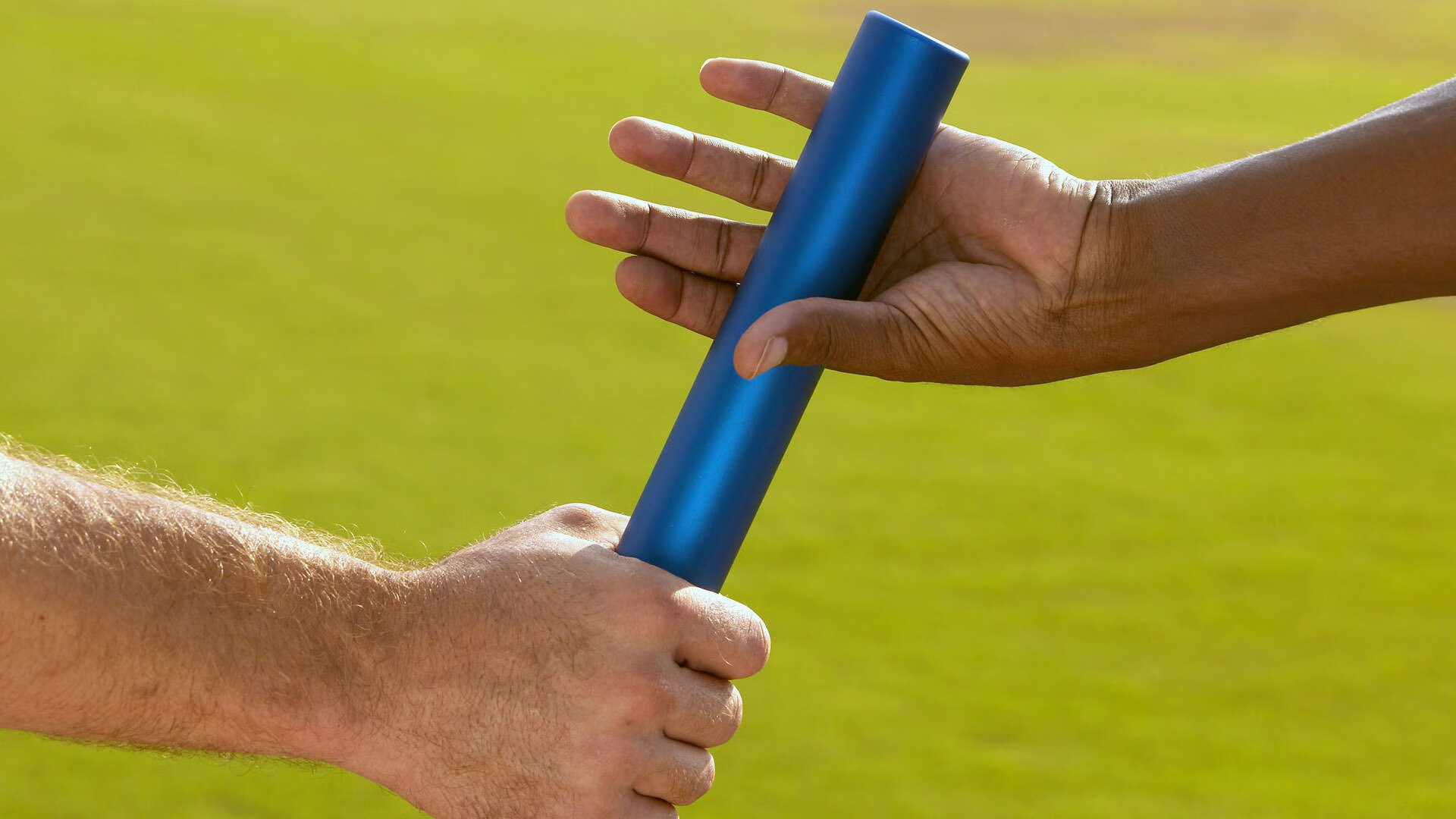 _从草根到职业：普通人也能实现网球梦想_，网球一个人怎么练